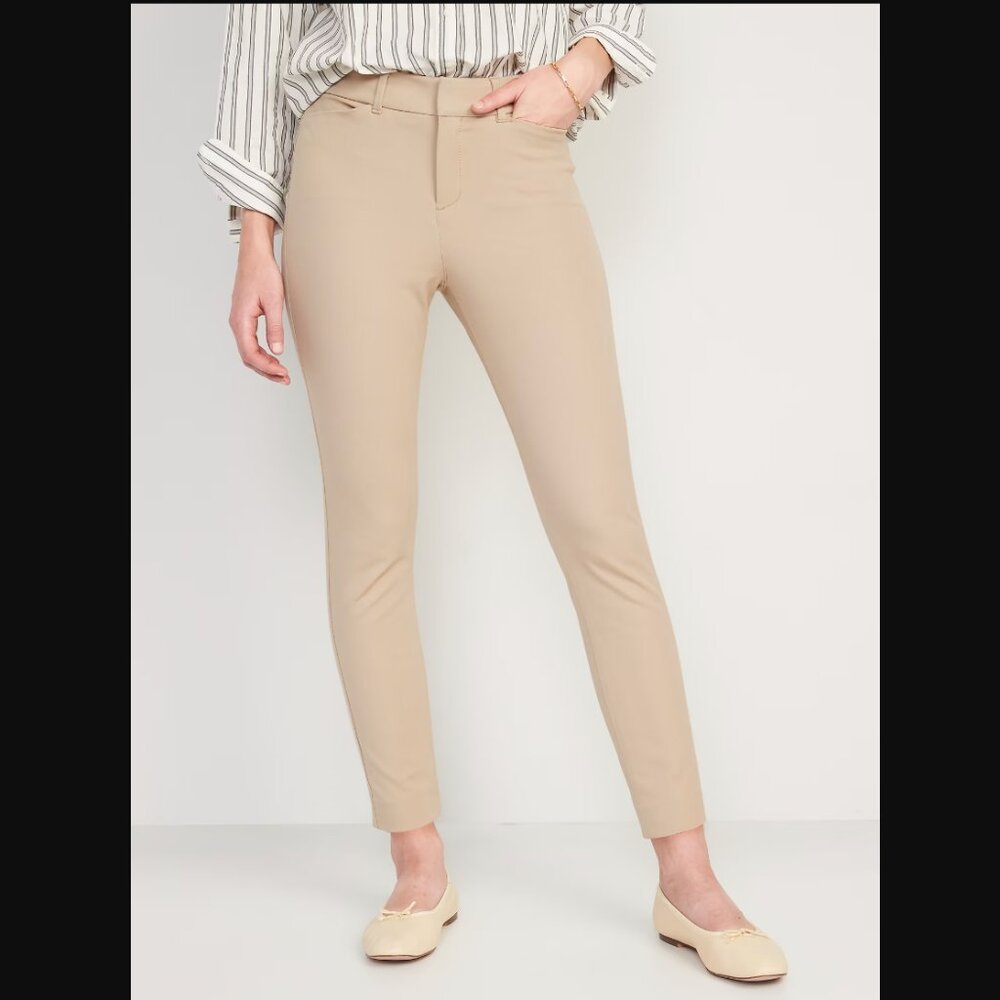 Old Navy Pixie High Rise Secret Slim Pockets Size 4 Tan Pants